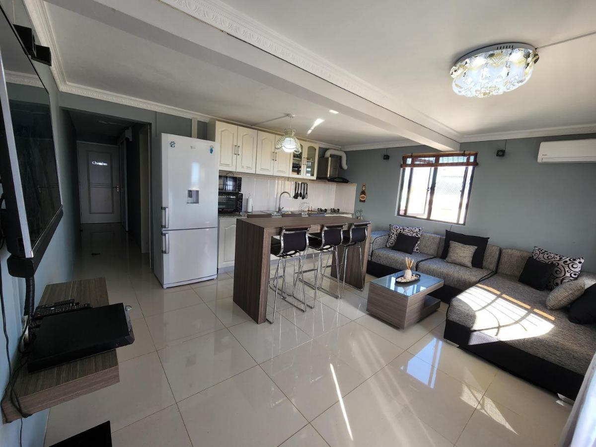 Sunsetview Beach Apartment Flic en Flac Ngoại thất bức ảnh